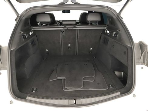 Used 2023 Alfa Romeo Stelvio Sprint RWD image 35