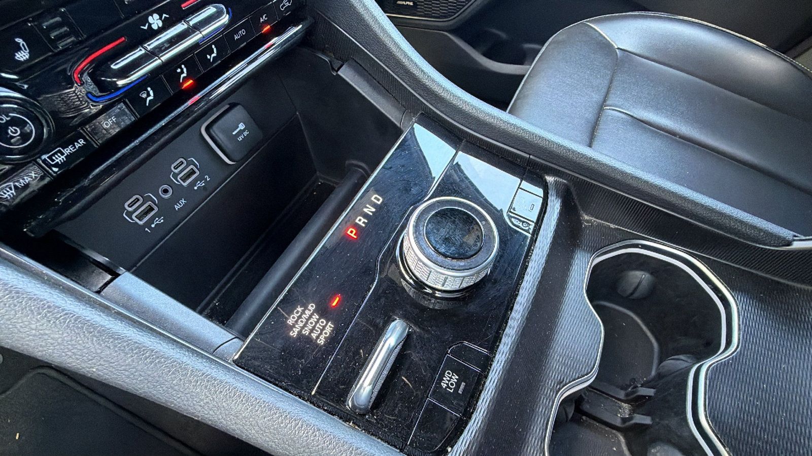 Used 2024 Jeep Grand Cherokee Limited 4xe AWD/4WD image 31