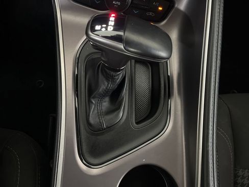 Used 2021 Dodge Challenger SXT w/ Driver Convenience Group RWD image 57