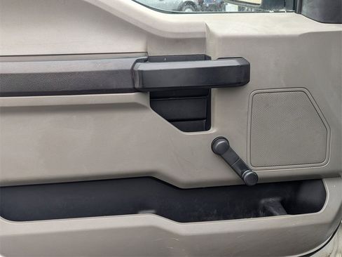 Used 2018 Ford F150 XL image 11