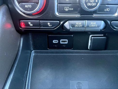 Used 2022 Chevrolet Tahoe LT w/ LT Signature Plus Package image 28