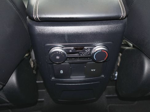 Used 2021 Ford Explorer XLT w/ Equipment Group 202A image 18