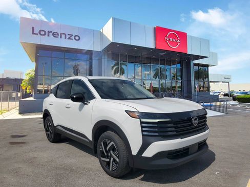 New 2026 Nissan Kicks SV image 3