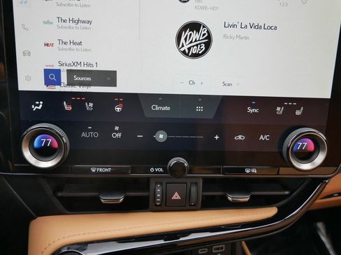 Used 2024 Lexus NX 250 FWD image 22