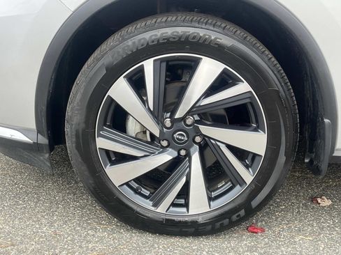 Used 2024 Nissan Murano SL image 9