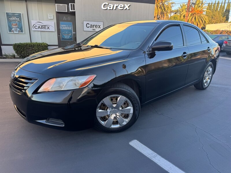 Used 2007 Toyota Camry LE FWD image 2