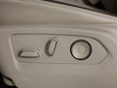 Used 2021 GMC Yukon XL Denali w/ Denali Ultimate Package image 28