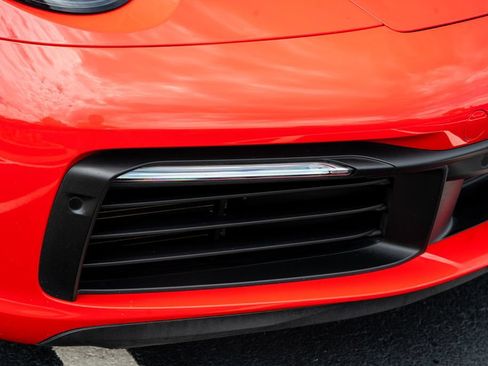 Used 2020 Porsche 911 Carrera RWD image 10