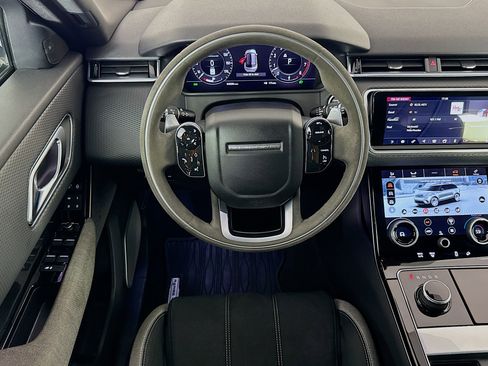 Used 2019 Land Rover Range Rover Velar R-Dynamic HSE AWD/4WD image 16
