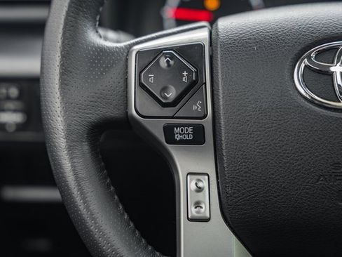 Used 2022 Toyota 4Runner SR5 Premium image 34