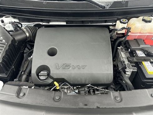 Certified 2023 Chevrolet Traverse LT w/ Midnight/Sport Edition image 28