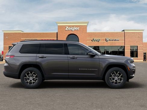 New 2025 Jeep Grand Cherokee L Limited w/ Trailer Tow Package image 21