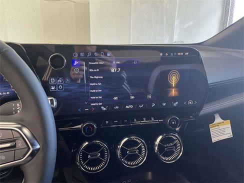 New 2025 Chevrolet Blazer EV LT image 28