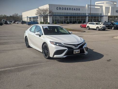 Used 2023 Toyota Camry XSE FWD image 1