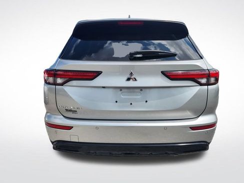 Used 2022 Mitsubishi Outlander SEL Black Edition FWD image 8