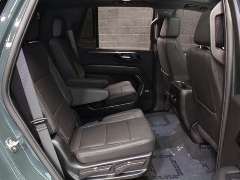 Used 2025 Chevrolet Tahoe Z71 w/ Z71 Off-Road Package AWD/4WD image 52