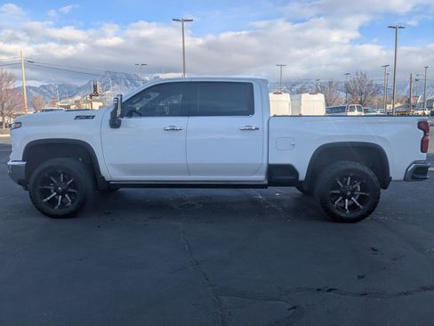 Used 2024 Chevrolet Silverado 3500 LTZ w/ LTZ Convenience Package image 6