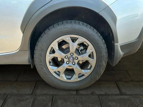 Used 2021 Subaru Crosstrek 2.5i Sport w/ Moonroof Package image 17