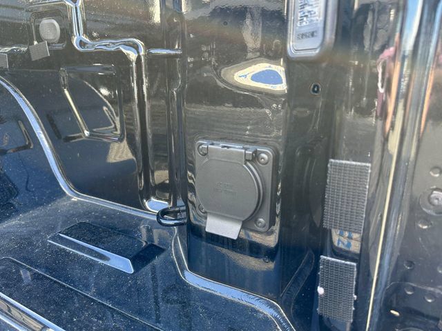 Used 2025 GMC Sierra 1500 Elevation AWD/4WD image 25