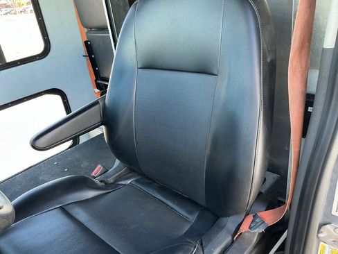 Used 2021 Ford Transit 350 Base image 30