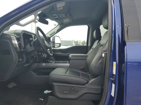 New 2026 Ford F250 Lariat w/ Black Appearance Package AWD/4WD image 17