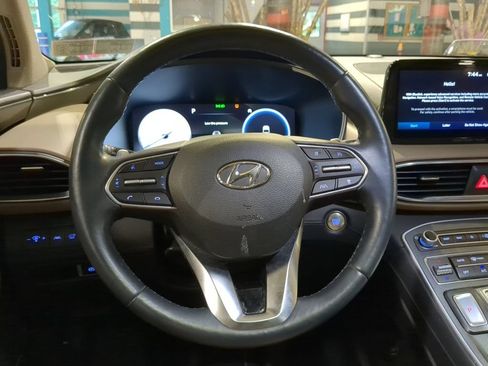 Used 2023 Hyundai Santa Fe Limited AWD/4WD image 2