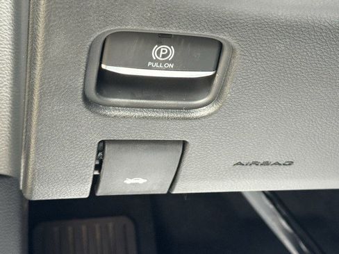 New 2026 Jeep Grand Cherokee Limited w/ Luxury Tech Group II image 14