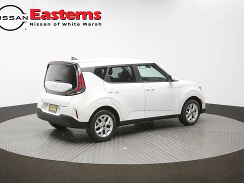 Used 2024 Kia Soul LX w/ Option Group 015 FWD image 40