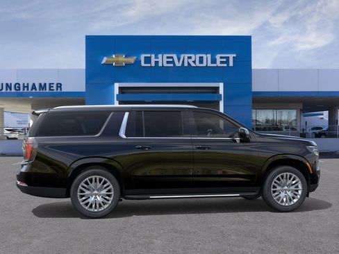 New 2026 Chevrolet Suburban LT w/ LPO, Dark Essentials Package image 5