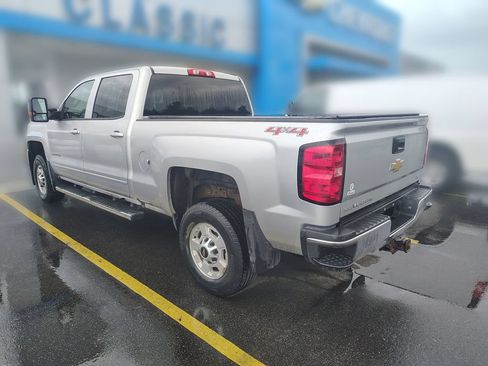 Used 2015 Chevrolet Silverado 2500 LT AWD/4WD image 8