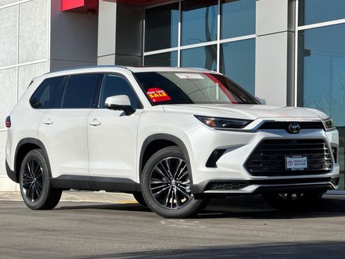 Certified 2026 Toyota Grand Highlander MAX Platinum image 2