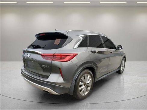 Used 2020 INFINITI QX50 Luxe w/ Navigation Package AWD/4WD image 4