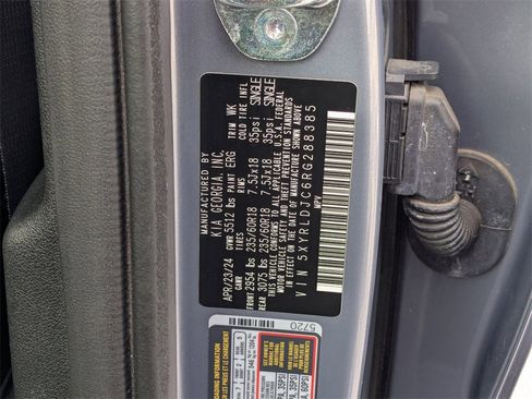 Used 2024 Kia Sorento S image 42