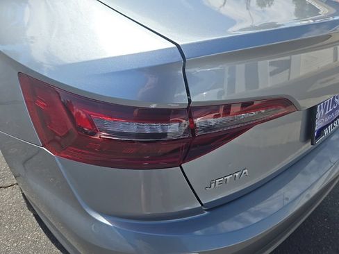 Used 2020 Volkswagen Jetta R-Line FWD image 32