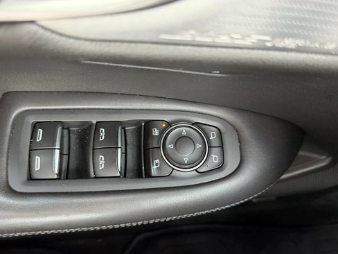 Used 2023 Cadillac XT6 Premium Luxury w/ Platinum Package AWD/4WD image 24