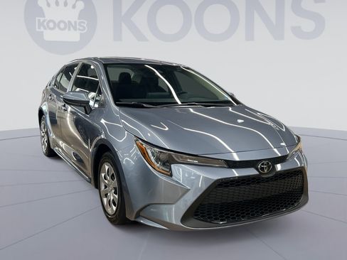 Used 2022 Toyota Corolla LE w/ Carpet Mat Package (TMS) FWD image 7