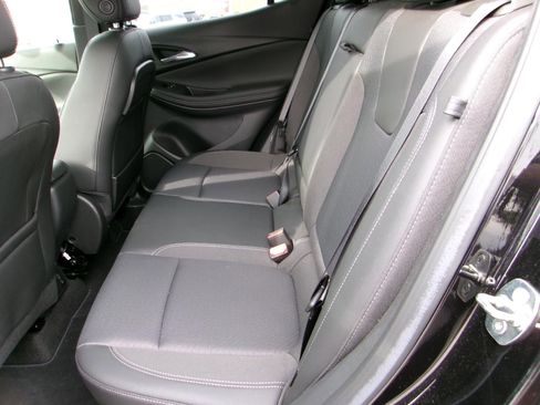 Used 2022 Buick Encore GX Select w/ Sport Touring Package image 10