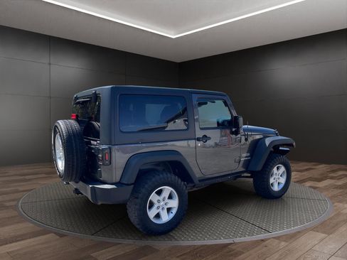 Used 2017 Jeep Wrangler Sport w/ Quick Order Package 23S AWD/4WD image 8