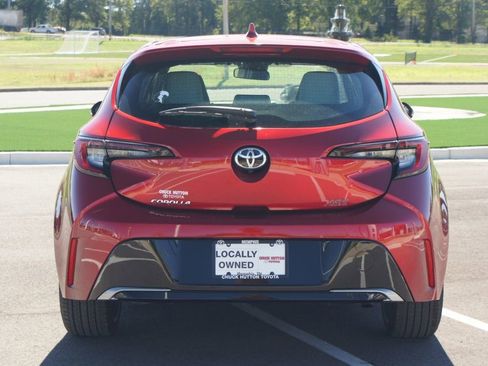 Used 2023 Toyota Corolla XSE image 3