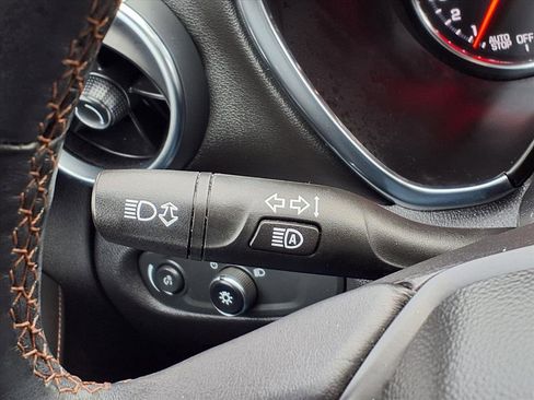 Used 2022 Chevrolet Blazer Premier image 22