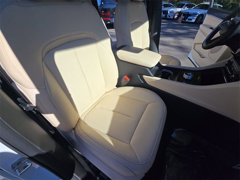 New 2025 Jeep Grand Cherokee Limited image 10