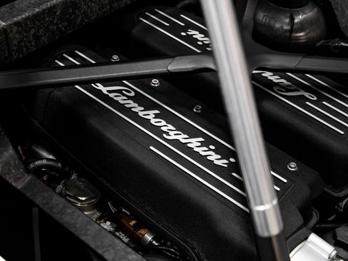 Used 2017 Lamborghini Huracan LP 580-2 image 30