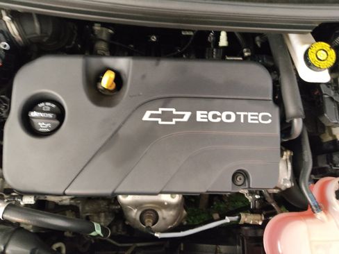 Used 2021 Chevrolet Spark LT FWD image 30