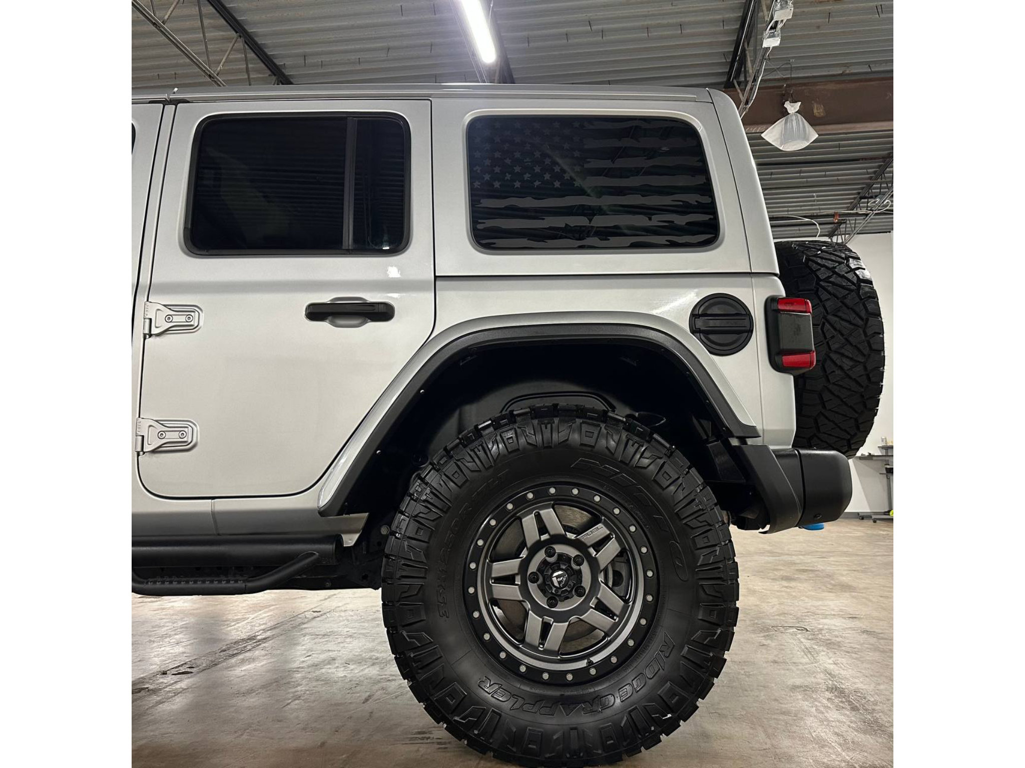 Used 2023 Jeep Wrangler Unlimited Rubicon 4xe w/ Steel Bumper Group AWD/4WD image 10