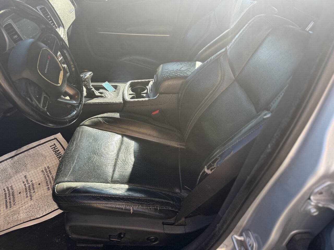 Used 2019 Dodge Charger SXT w/ Leather Interior Group RWD image 6
