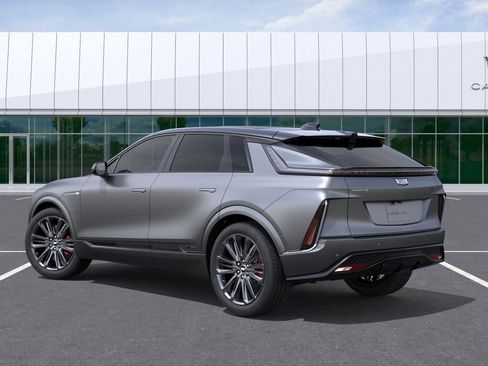 New 2026 Cadillac Lyriq V image 3