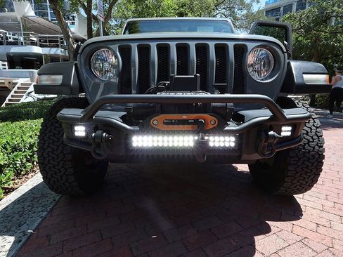 Used 2018 Jeep Wrangler Unlimited Sport AWD/4WD image 29