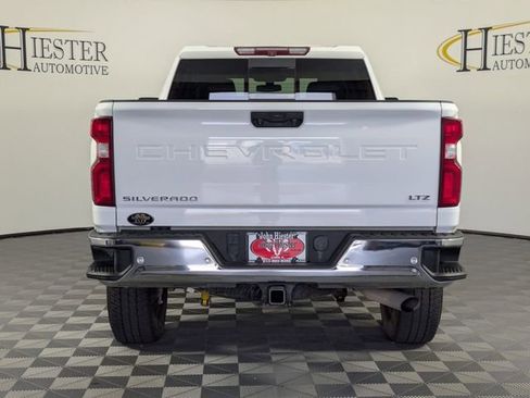 Used 2023 Chevrolet Silverado 2500 LTZ w/ LTZ Convenience Package AWD/4WD image 3