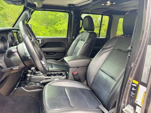 Used 2021 Jeep Wrangler Unlimited Sahara AWD/4WD image 11