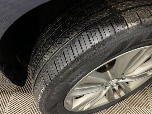 Used 2016 Toyota Camry LE image 43